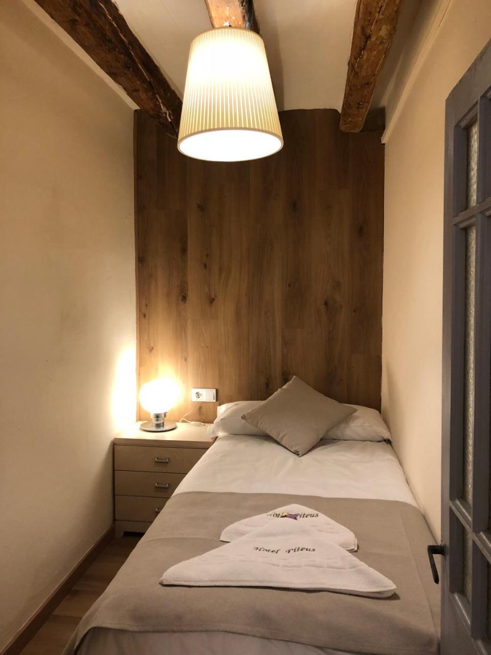 Apartament Piteus Centre San Lorenzo de Morunys Luaran gambar