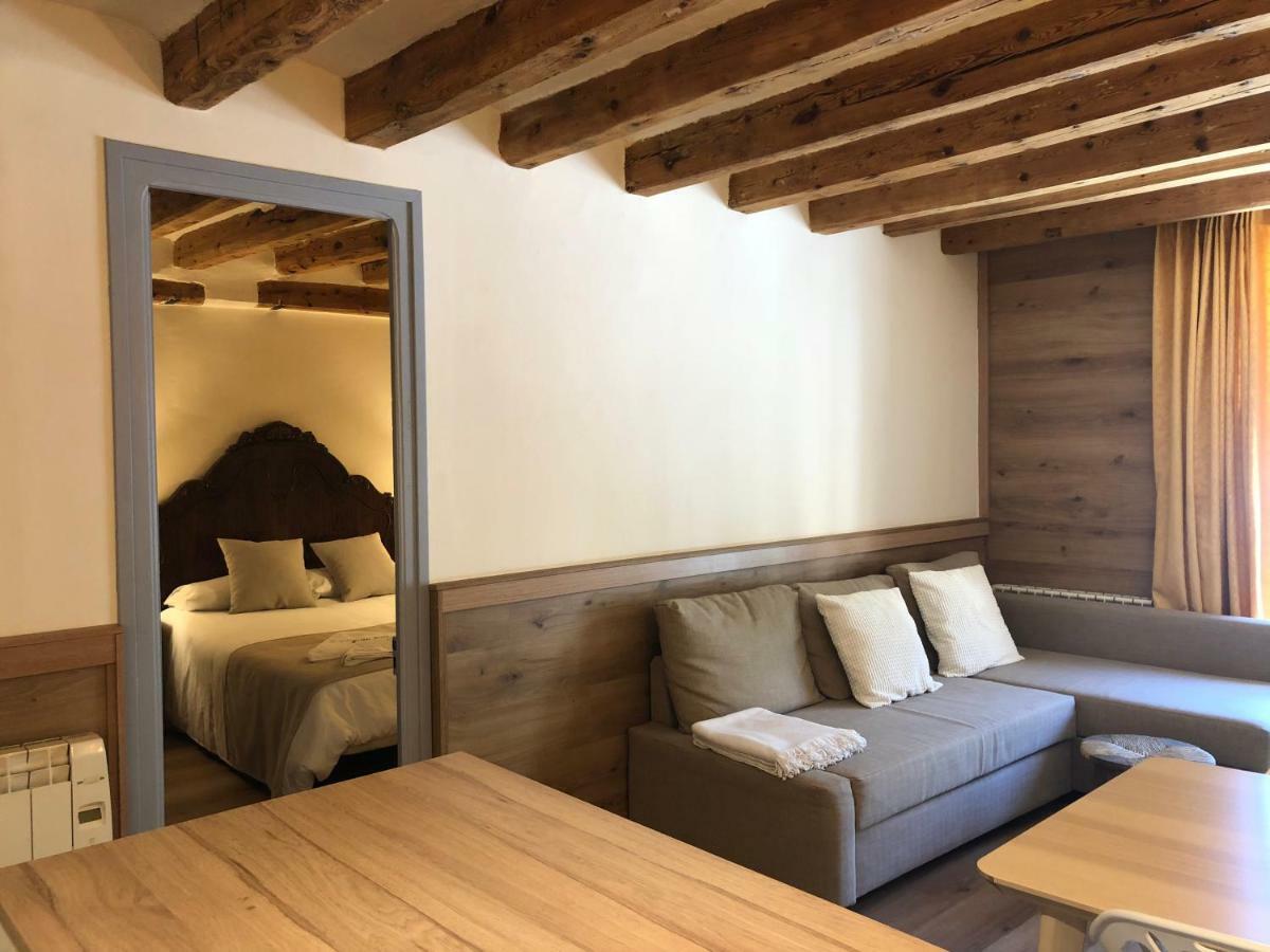 Apartament Piteus Centre San Lorenzo de Morunys Luaran gambar